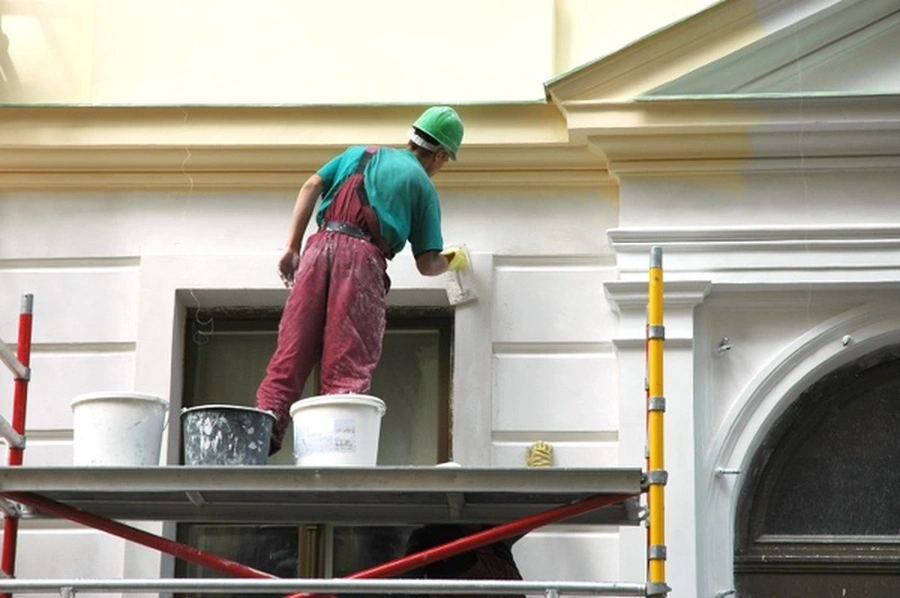 Choosing The Right Paint For Exterior Surfaces in Lake Charles, LA Choosing The Right Paint For Exterior Surfaces in Lake Charles, LA